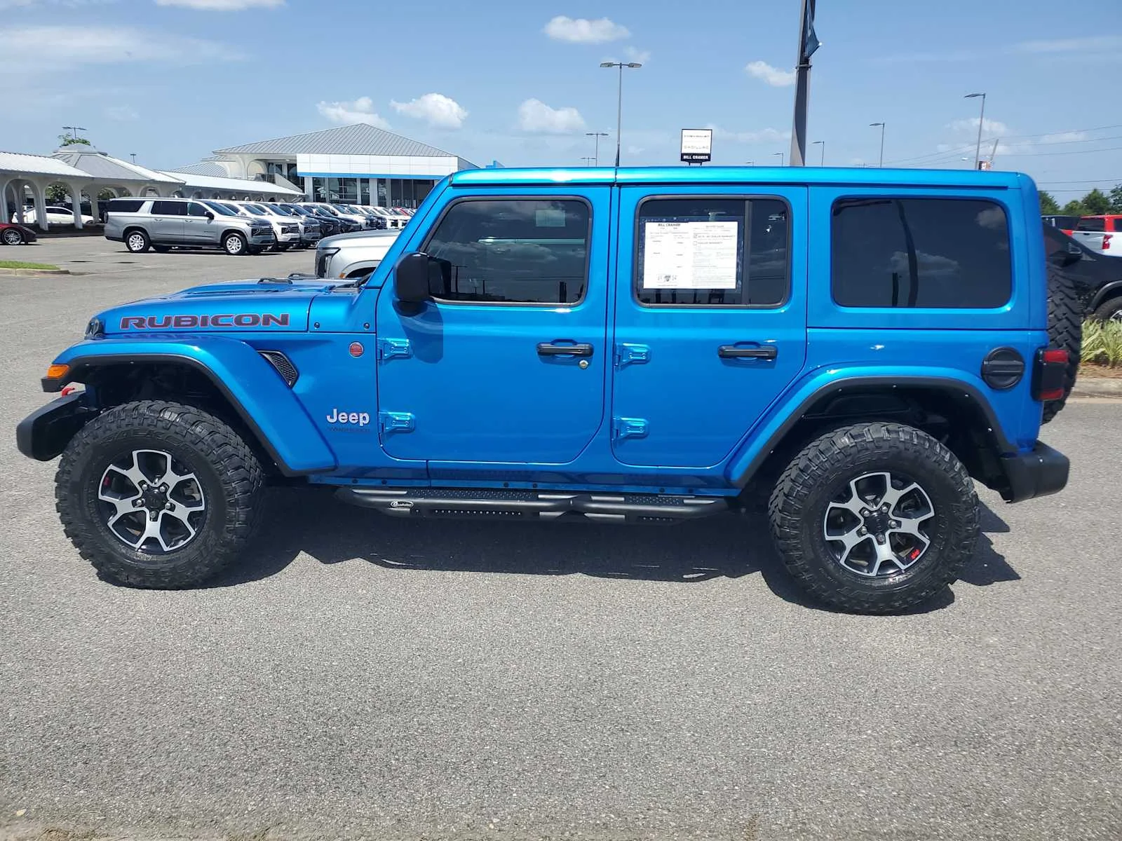 Used 2021  Jeep Unlimited Rubicon image 2