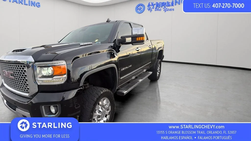 Used 2017 ONYX BLACK GMC Denali image 1