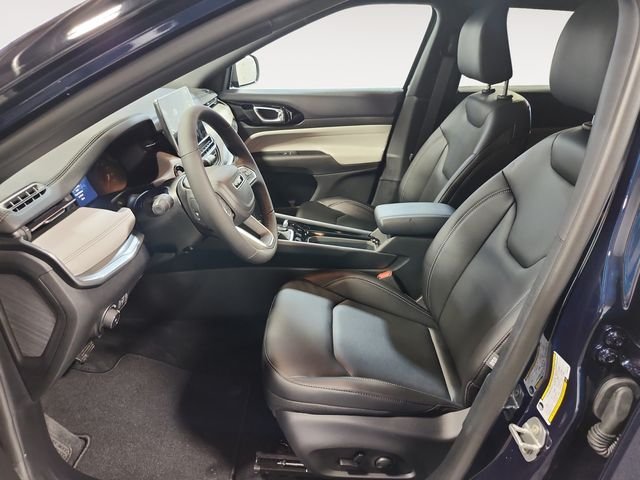 New 2026 Fathom Blue Pearl-Coat Exterior Paint Jeep Limited image 9