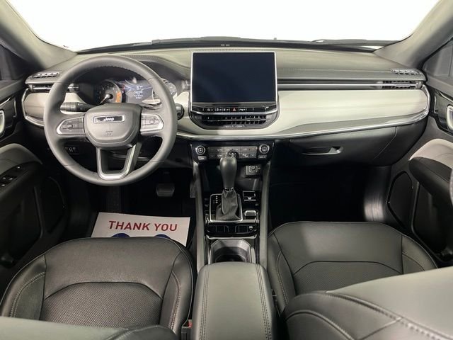 Used 2023 Gray Jeep Limited image 40