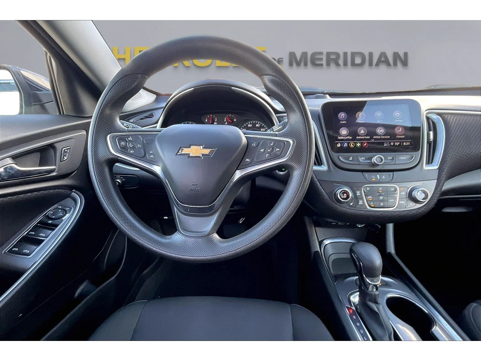 Used 2025 Summit White Chevrolet 1LT image 5