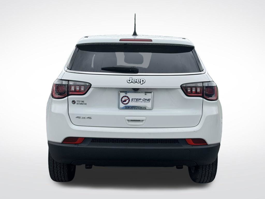 Used 2023 White Jeep Sport image 5