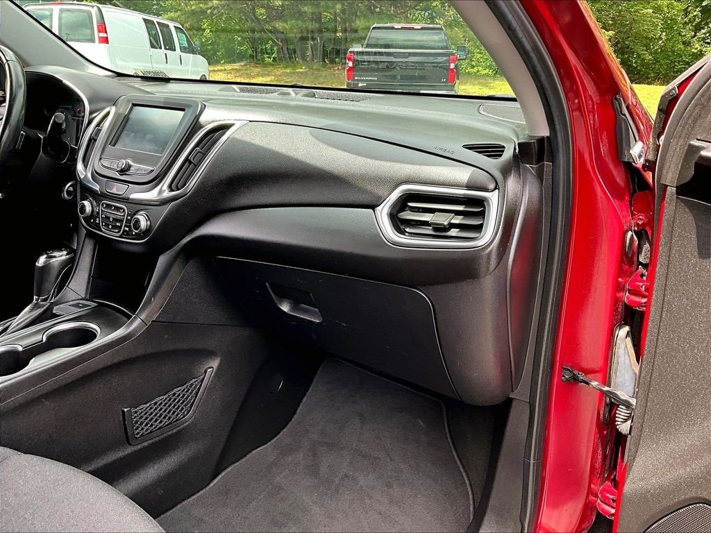 Used 2018 Red Chevrolet LT image 13