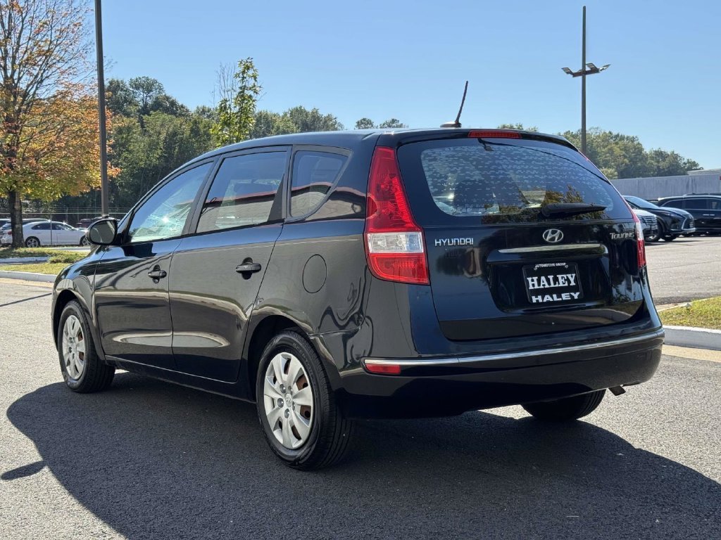 Used 2012 Black Hyundai GLS image 23