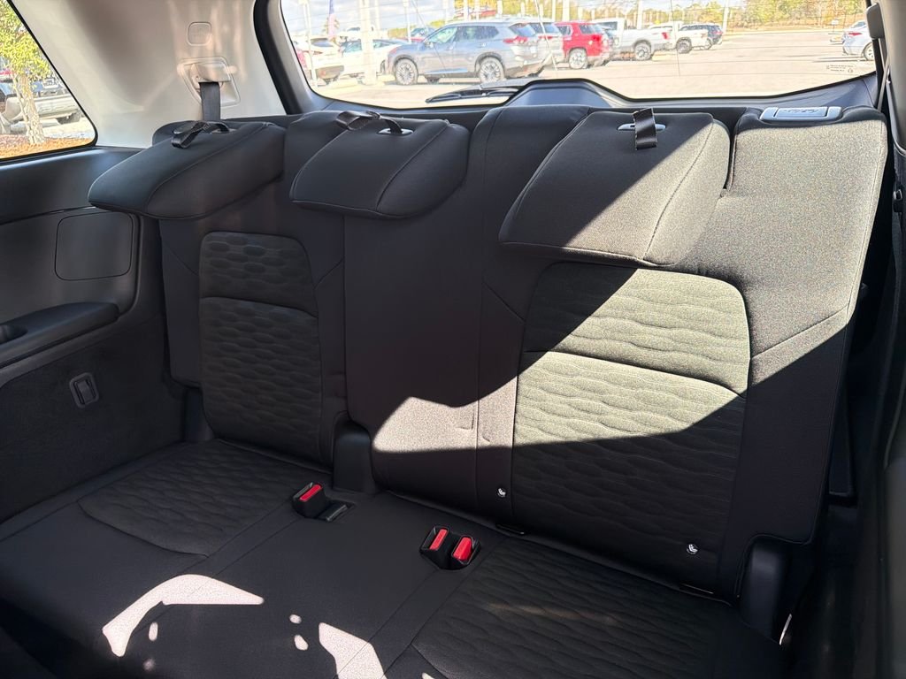 New 2026 Nissan Pathfinder SV 4D Sport Utility