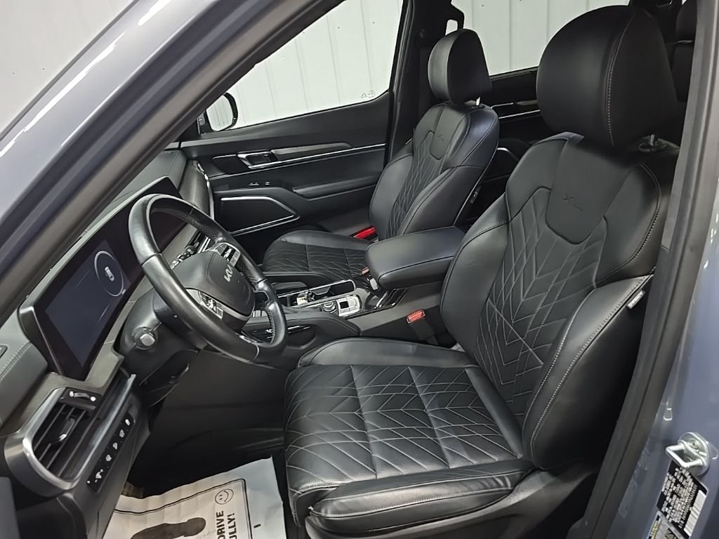 Used 2023 Silver Kia SX-Prestige X-Line image 30