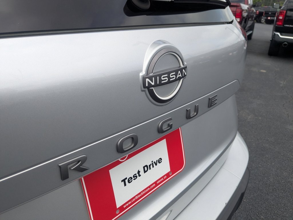 Used 2024 Brilliant Silver Metallic Nissan S image 27