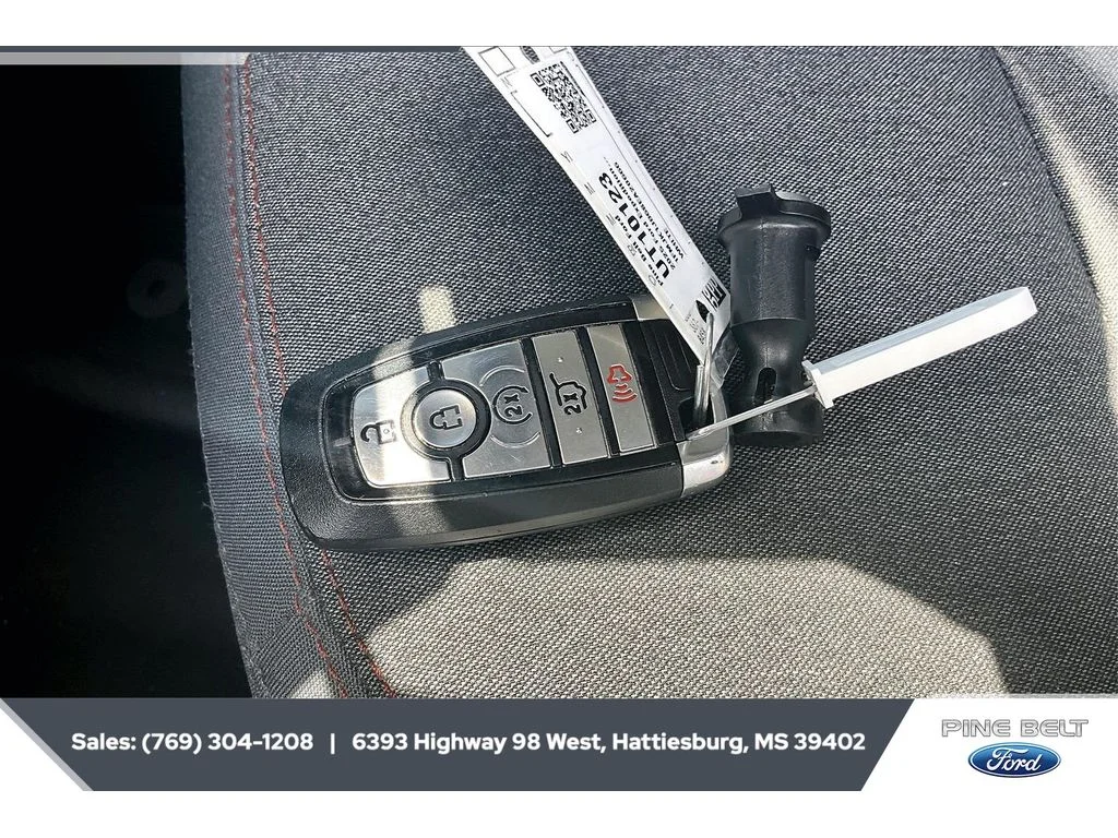 Used 2025 WHITE Ford Active image 9