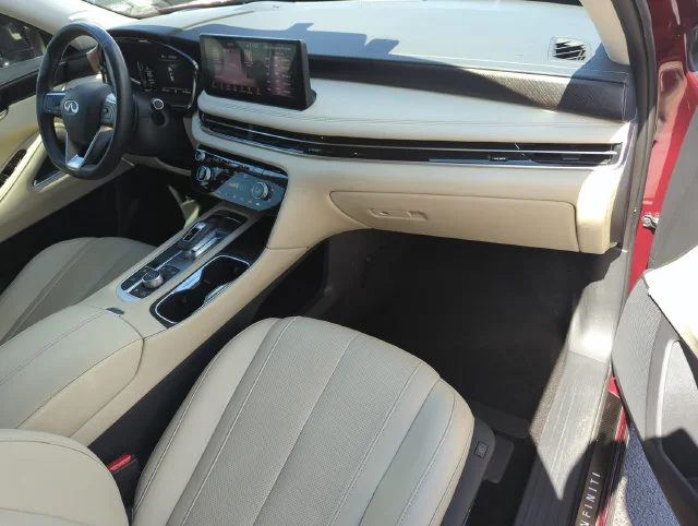 Used 2024 Red INFINITI Sensory image 22