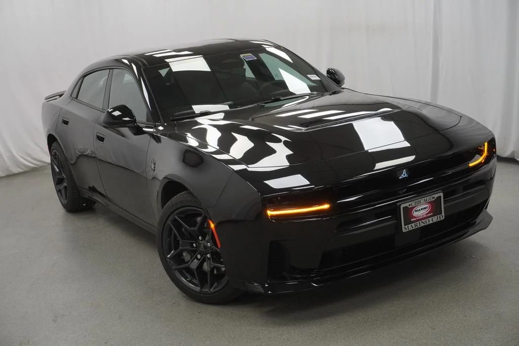 New 2026 Diamond Black Crystal Pearlcoat Dodge Scat Pack image 7