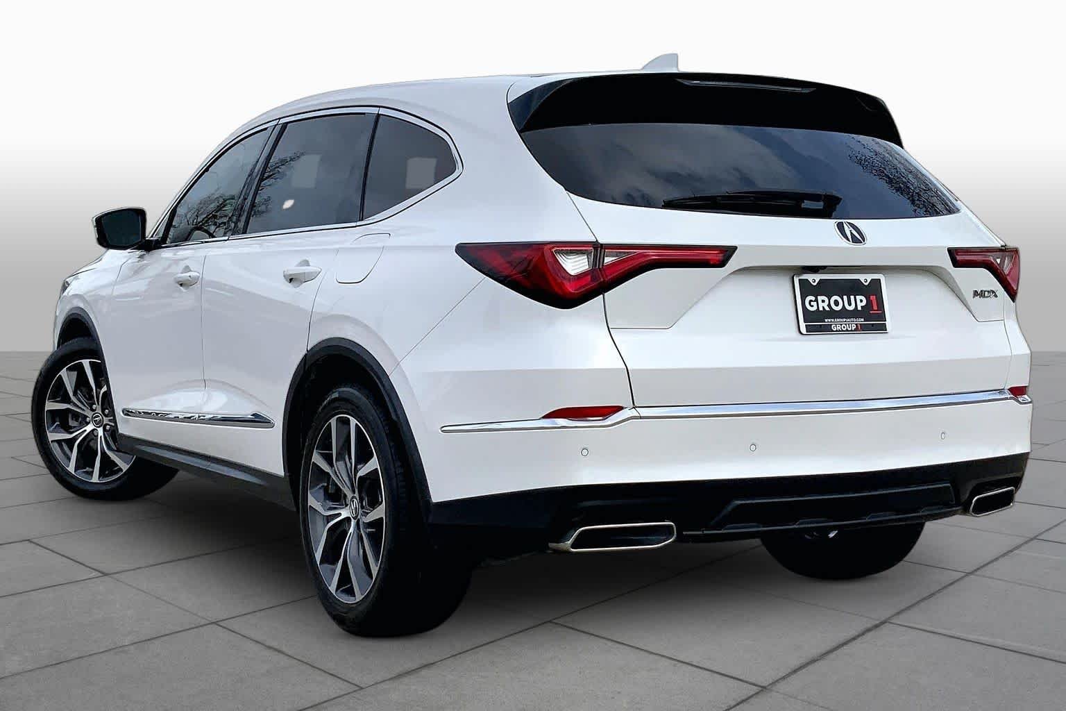 Used 2024 Platinum White Pearl Acura w/Technology Package image 16