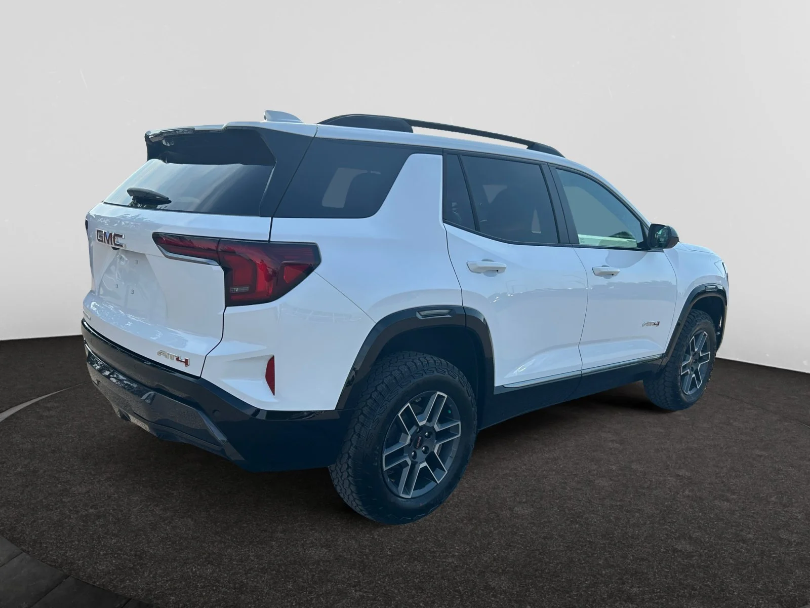 New 2027 Summit White GMC AWD AT4 image 5