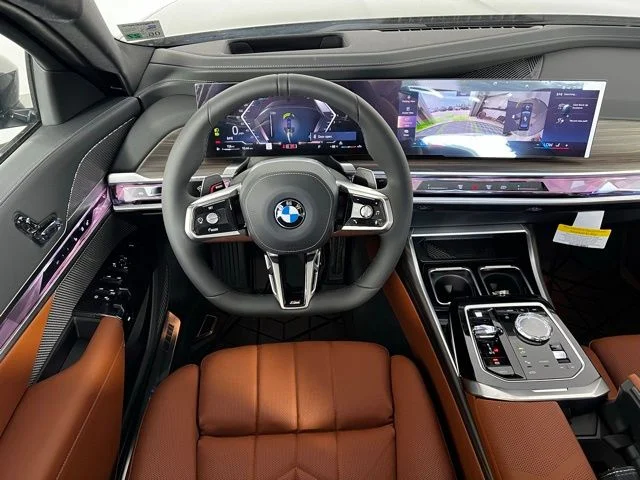 2025 BMW 7 Series 760i - Photo 28