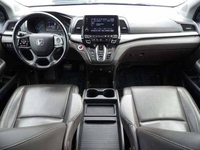 Used 2020 Pacific Pewter Metallic Honda Touring image 24