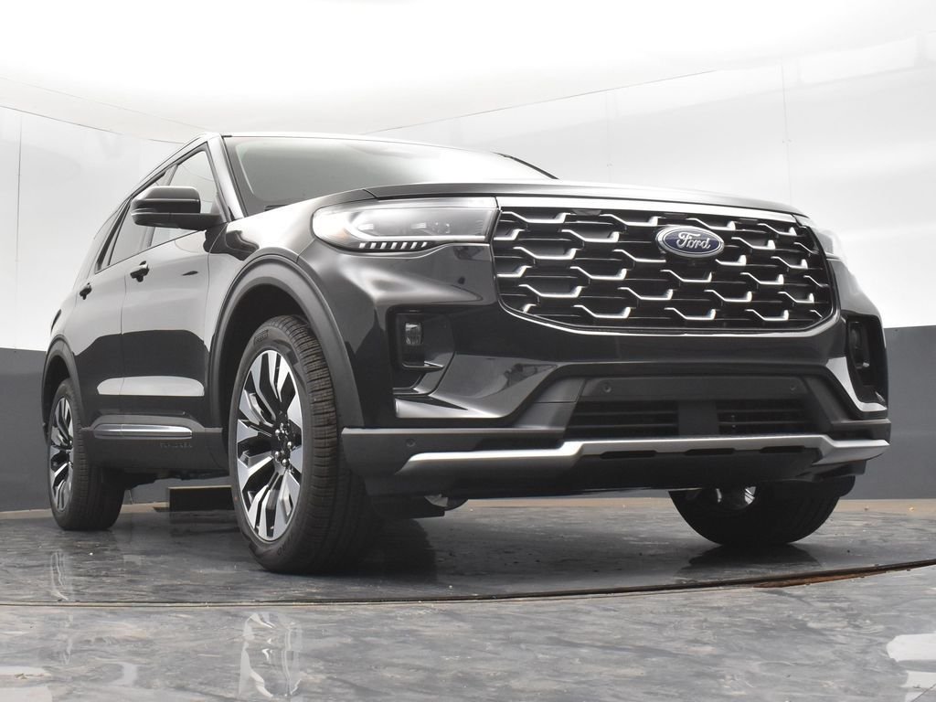 New 2026 Agate Black Metallic Ford Platinum™ image 24