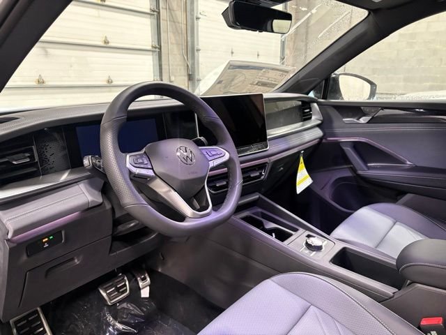 New 2026 White/off-white Volkswagen 2.0T SE R-Line Black image 9