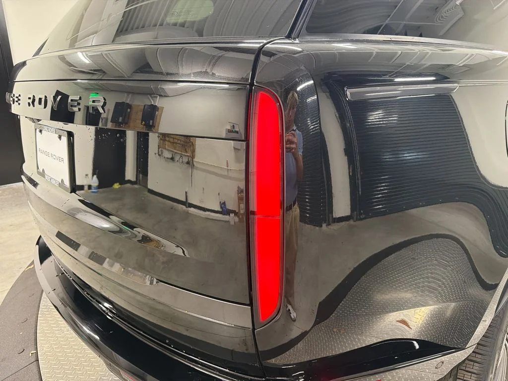 Used 2025 Black Land Rover SE image 33