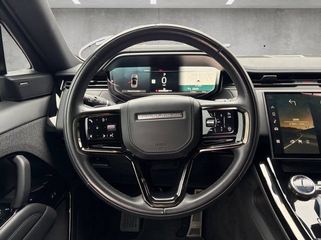 Used 2023  Land Rover SE Dynamic image 22