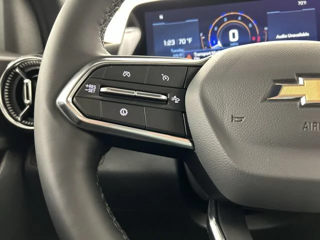 New 2027 Summit White Chevrolet LT image 11