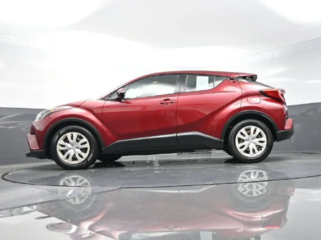 Used 2019 Red Toyota LE image 45