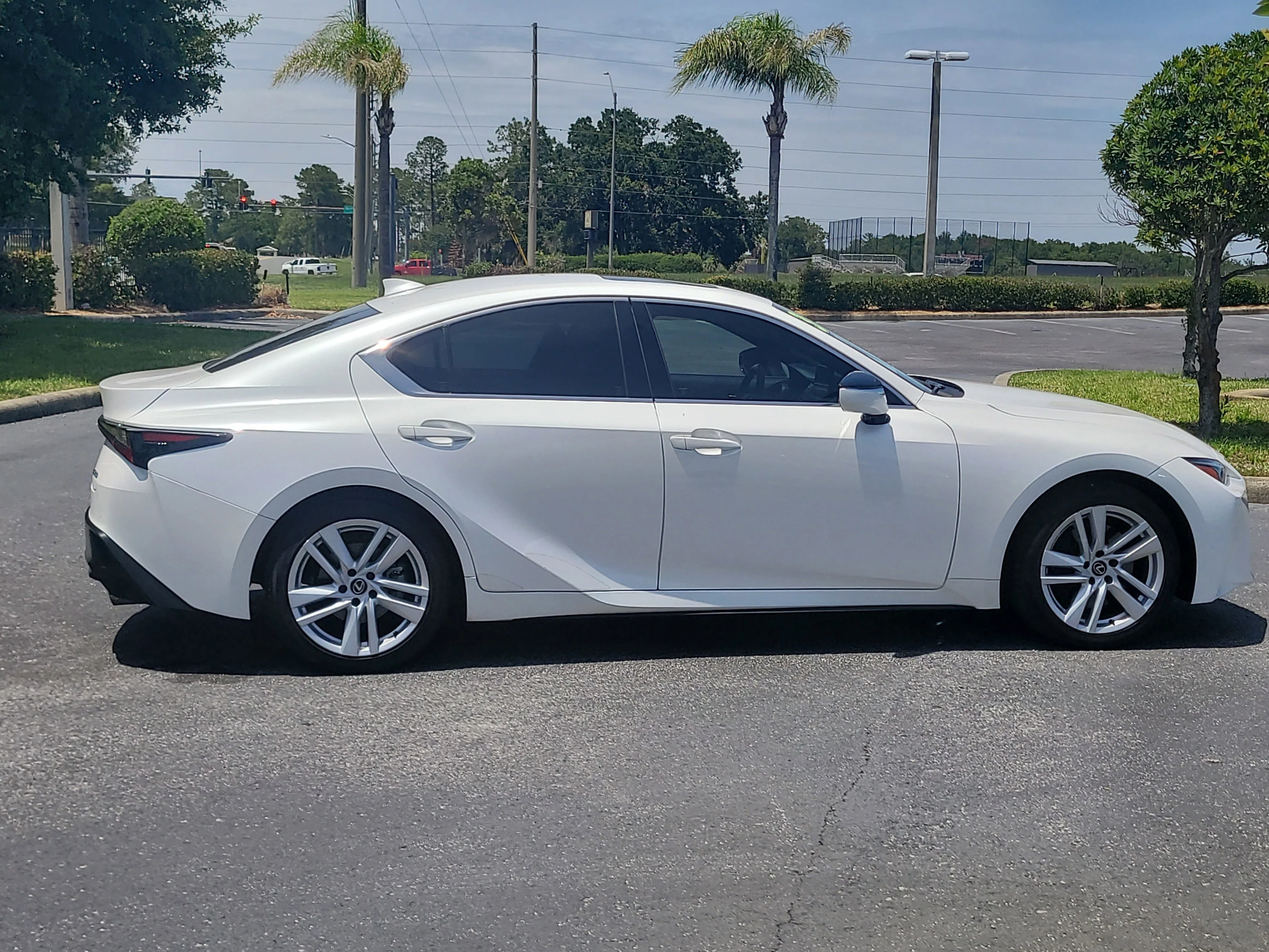 Used 2023 White Pearl Lexus IS 300 image 7