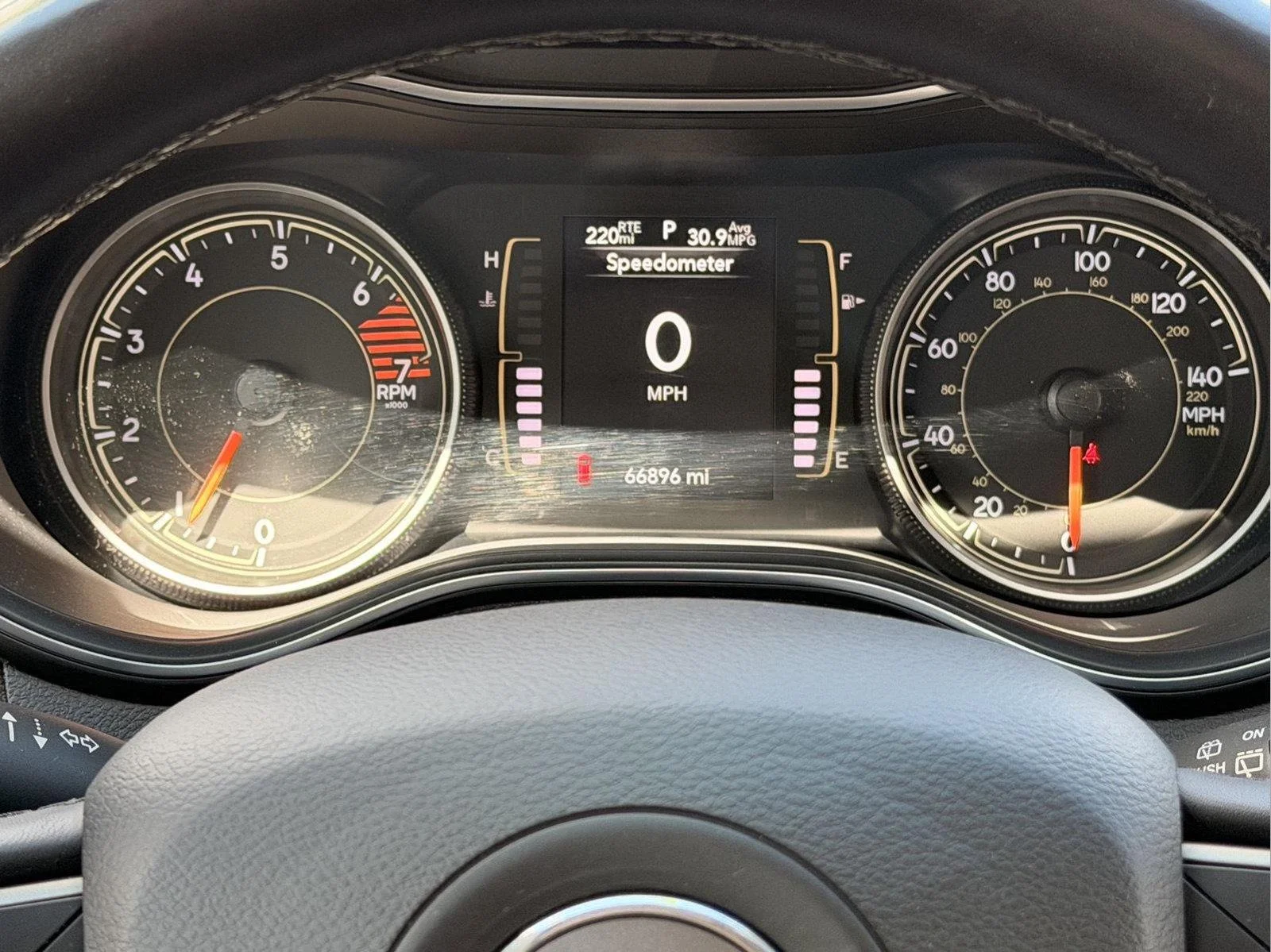 Used 2020 Slate Blue Pearlcoat Jeep Latitude image 18