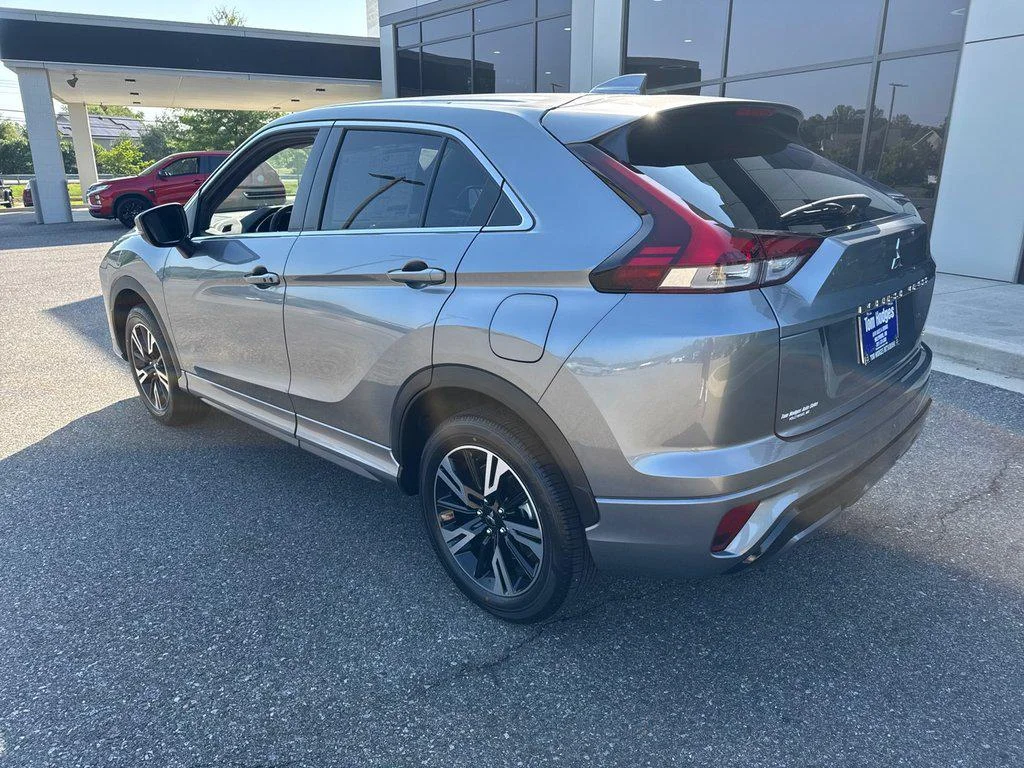 New 2026 Mercury Gray Metallic Mitsubishi SEL S-AWC image 6
