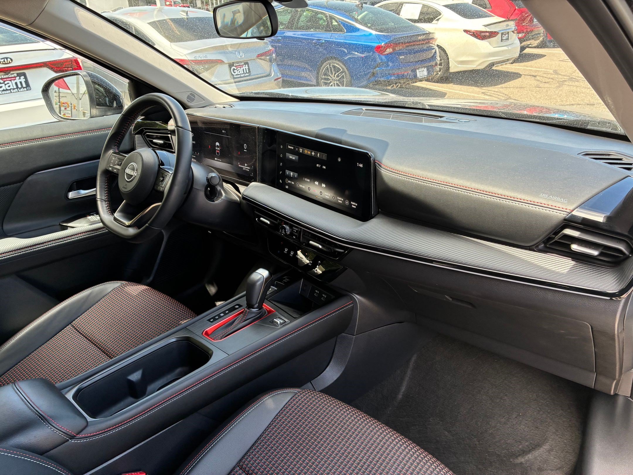 Certified Used 2025 Super Black Nissan SR image 30