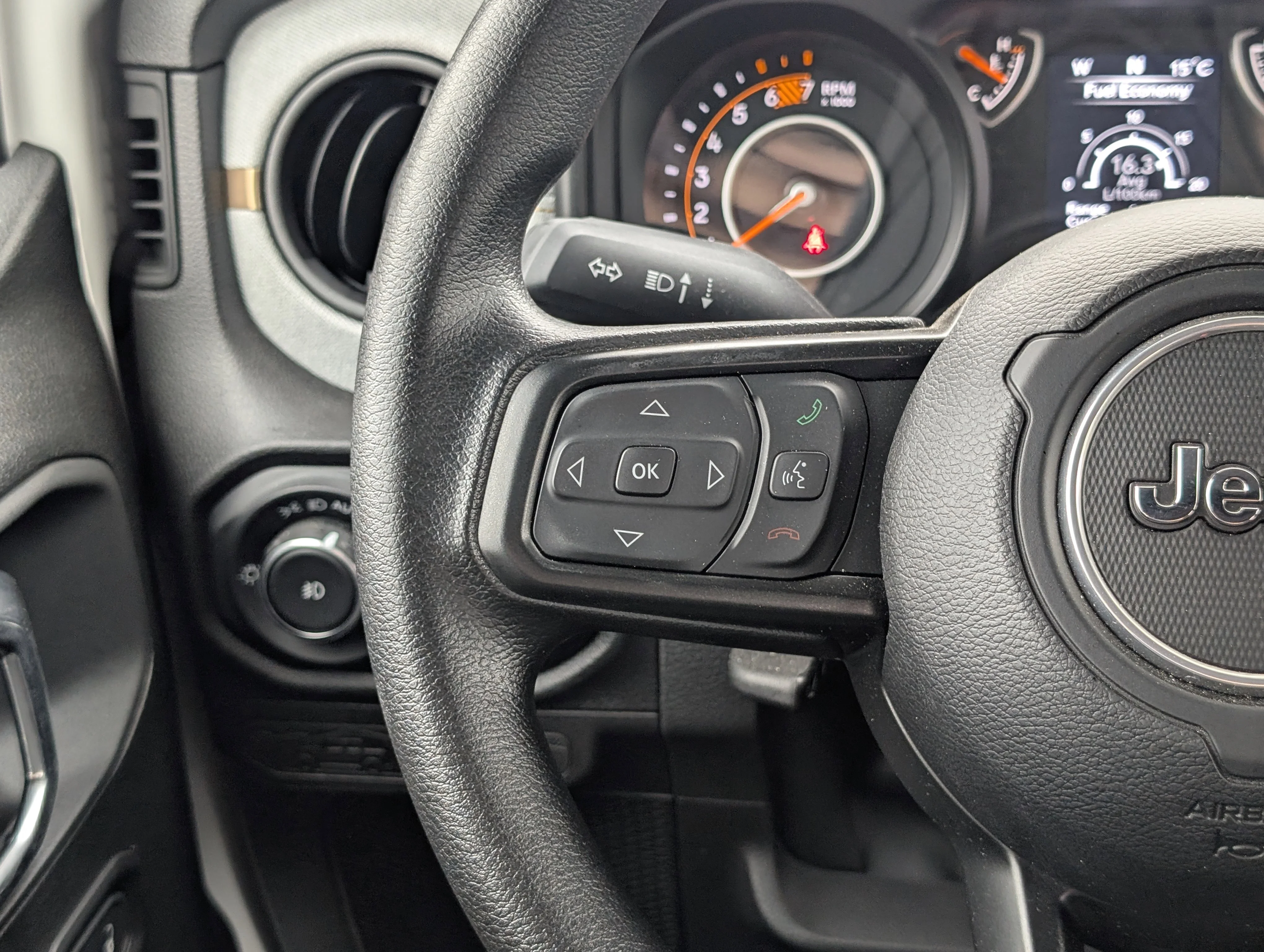 Used 2025 Bright White Jeep Sport image 22