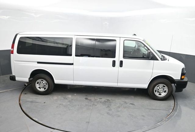 Used 2024 White Chevrolet LS image 32