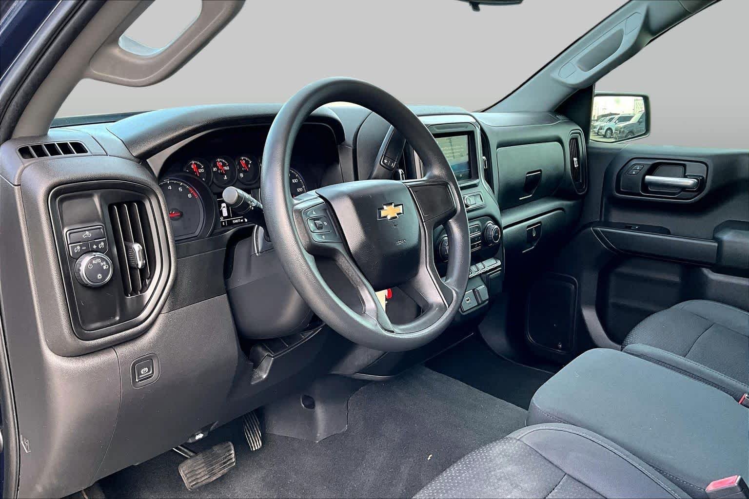 Used 2019 Northsky Blue Metallic Chevrolet Custom image 14