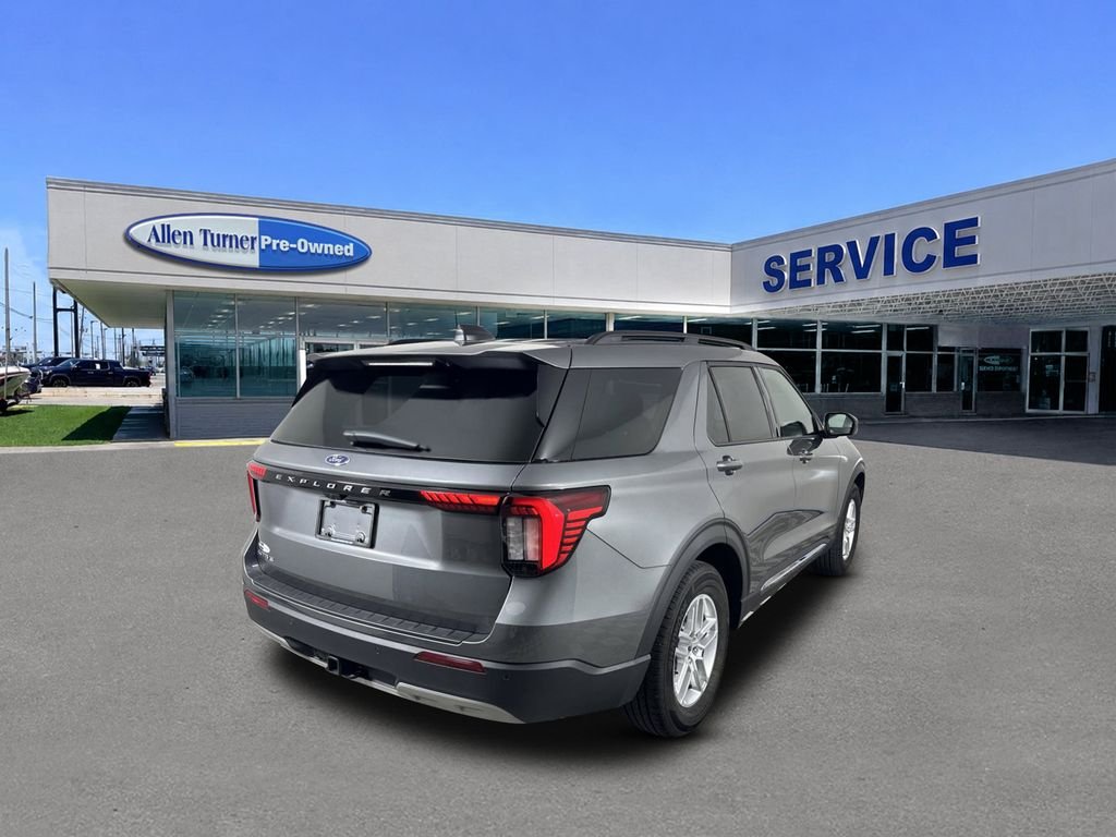 2025 Ford Explorer Active - Photo 8