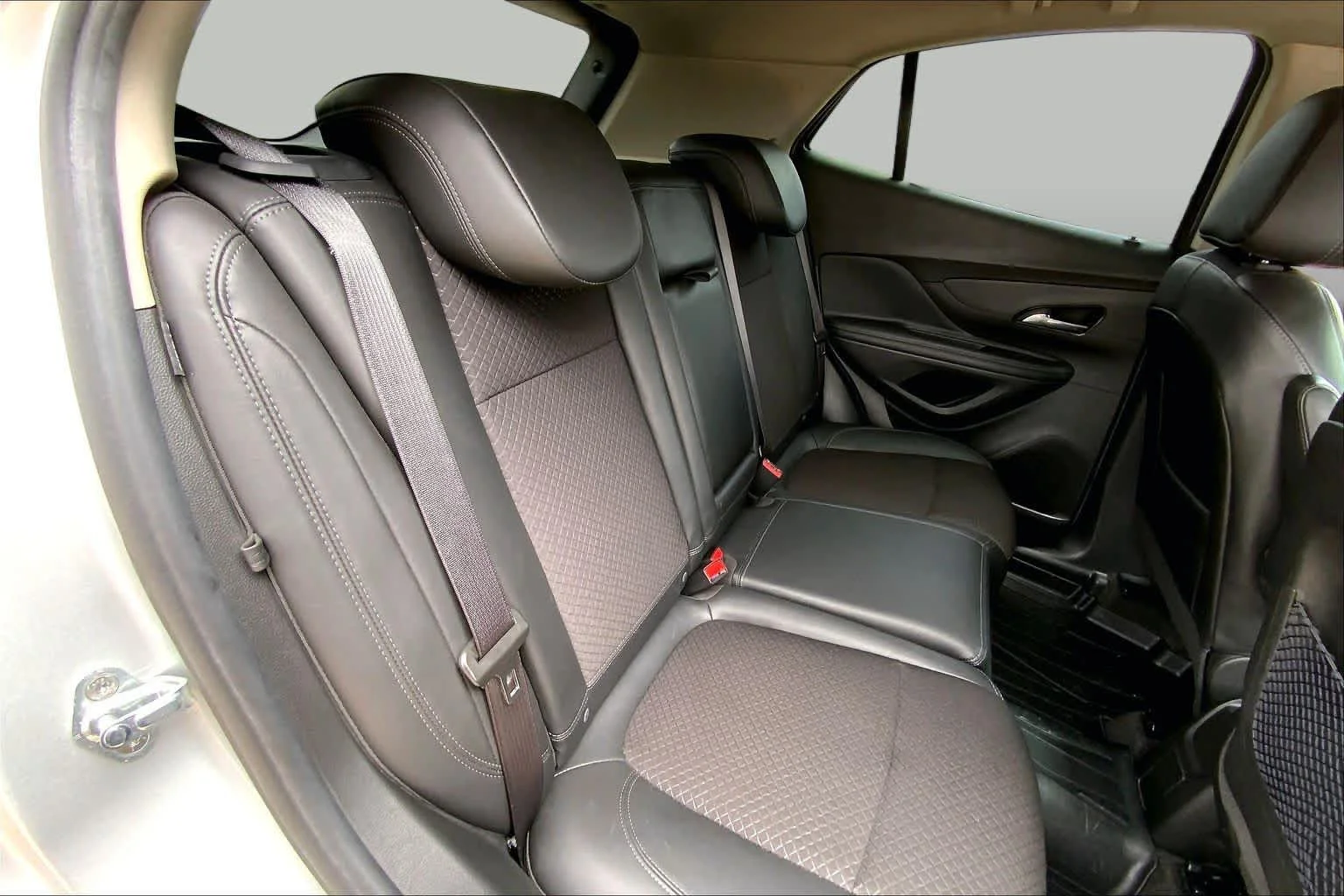 Used 2021 Includes (MDP) Anthracite lower exterior accent color, Paint code W598F. Buick Preferred image 18