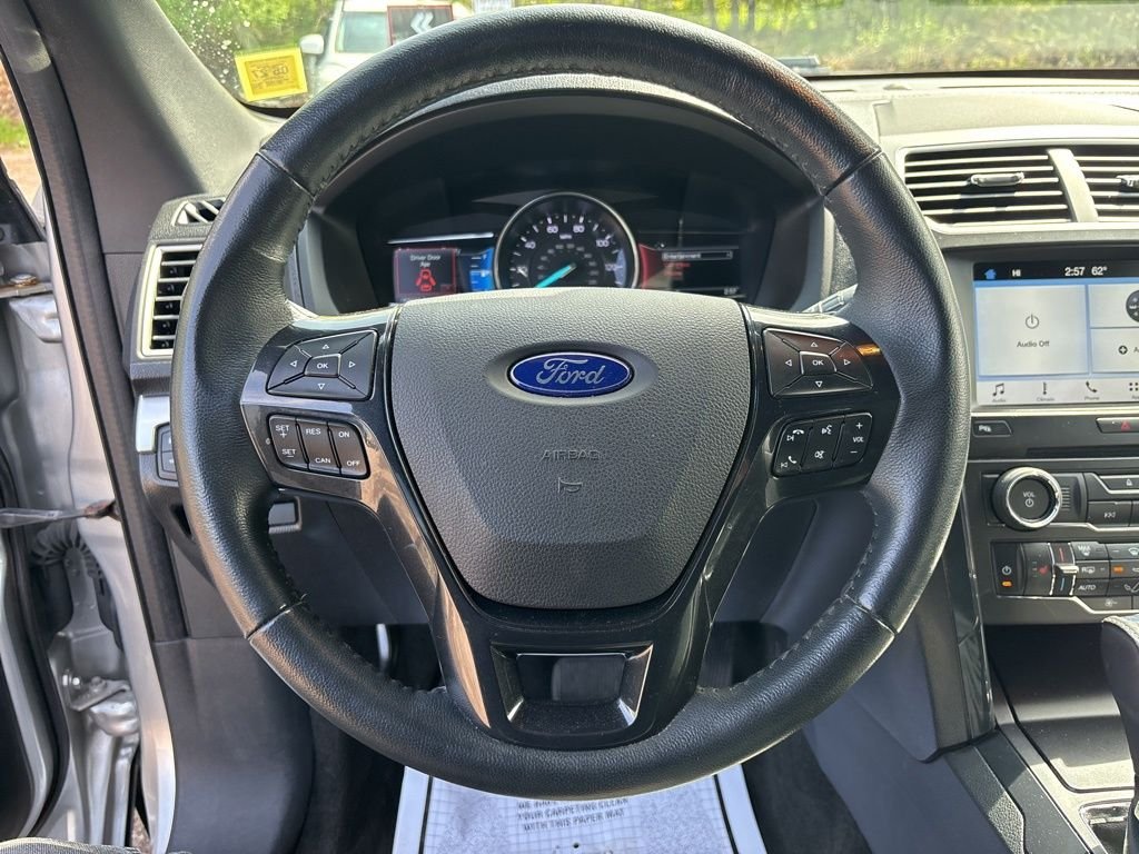 Used 2017 Silver Ford XLT image 20