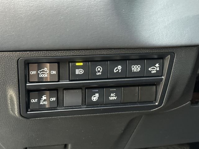 Used 2022 Gray Toyota Platinum image 24
