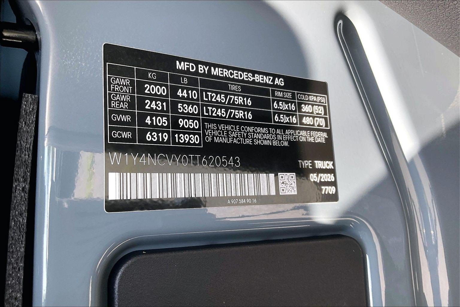 New 2026 Blue Gray Mercedes-Benz Cargo 170 WB image 21
