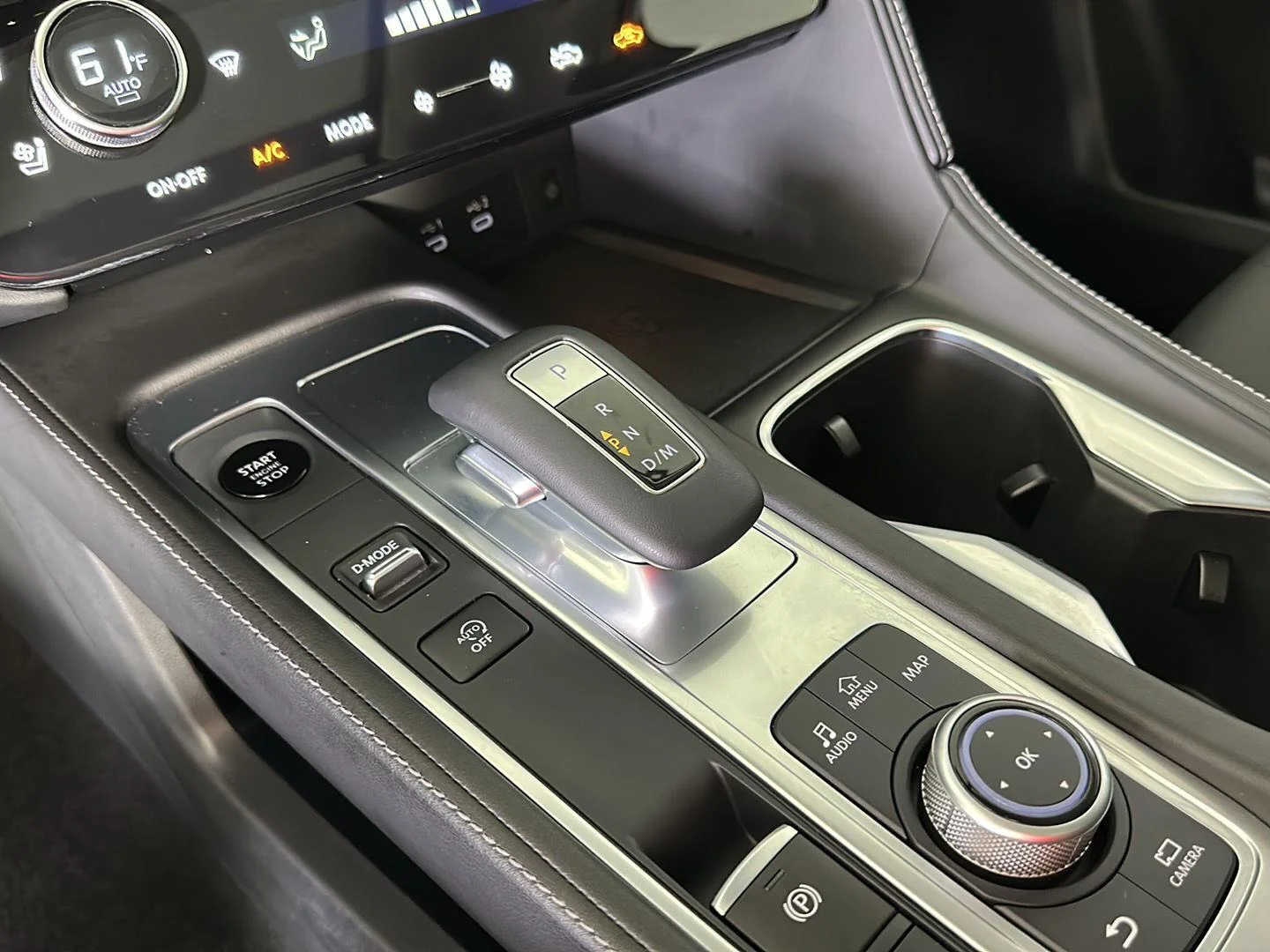 Used 2026 Mineral Black INFINITI LUXE image 21