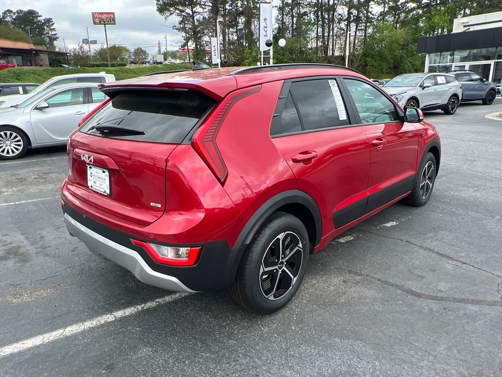 Used 2025 Red Kia EX image 3