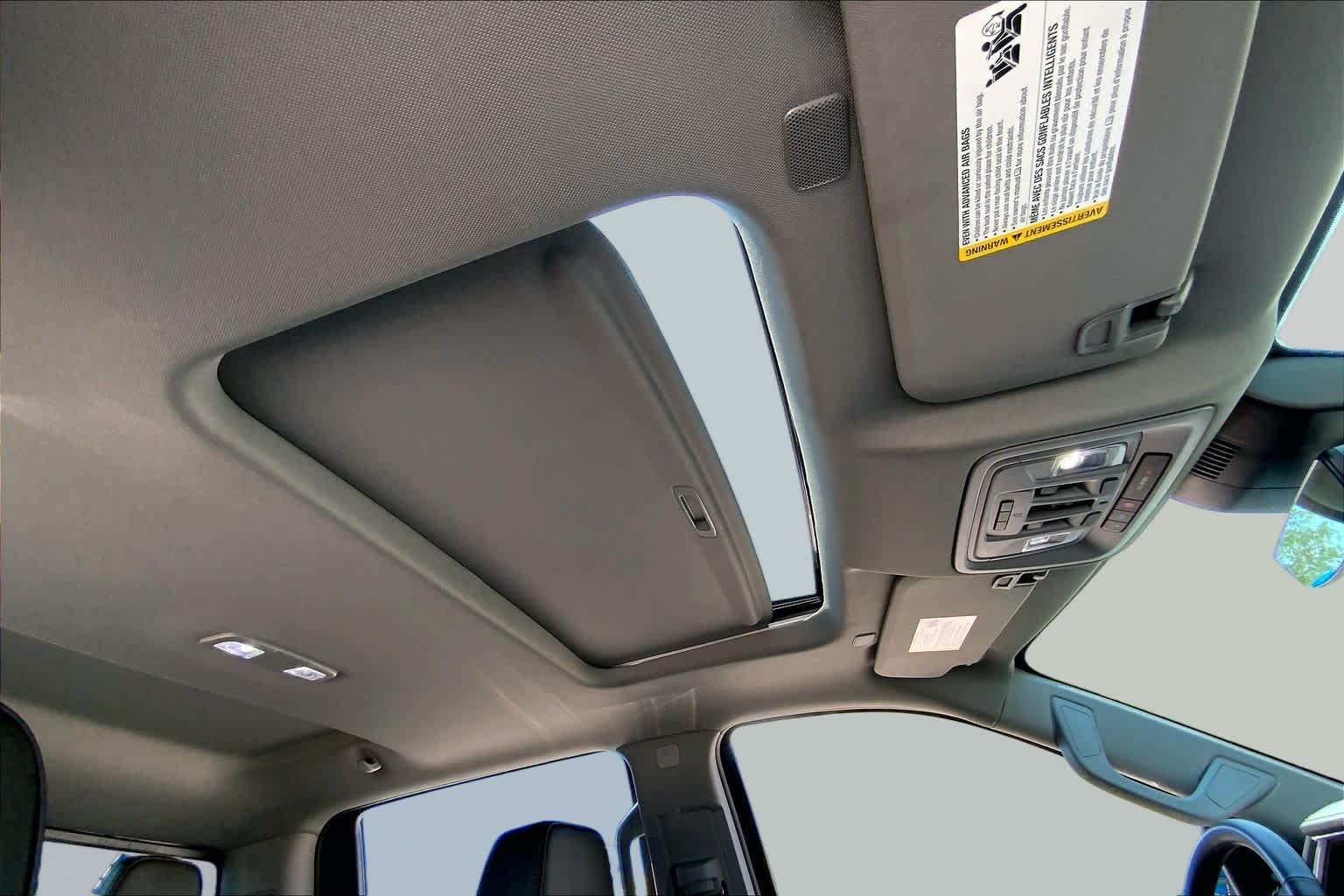 Used 2024 Onyx Black GMC Denali image 14