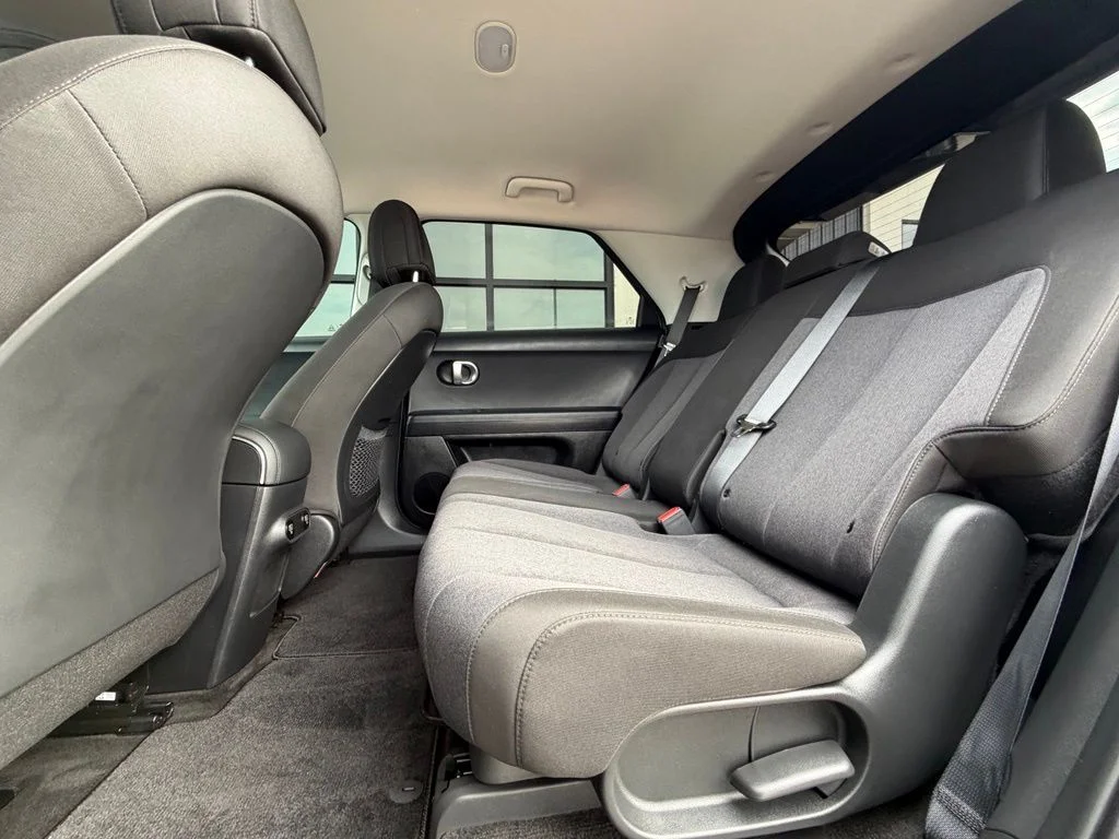 Used 2024 Blue Hyundai SEL image 21