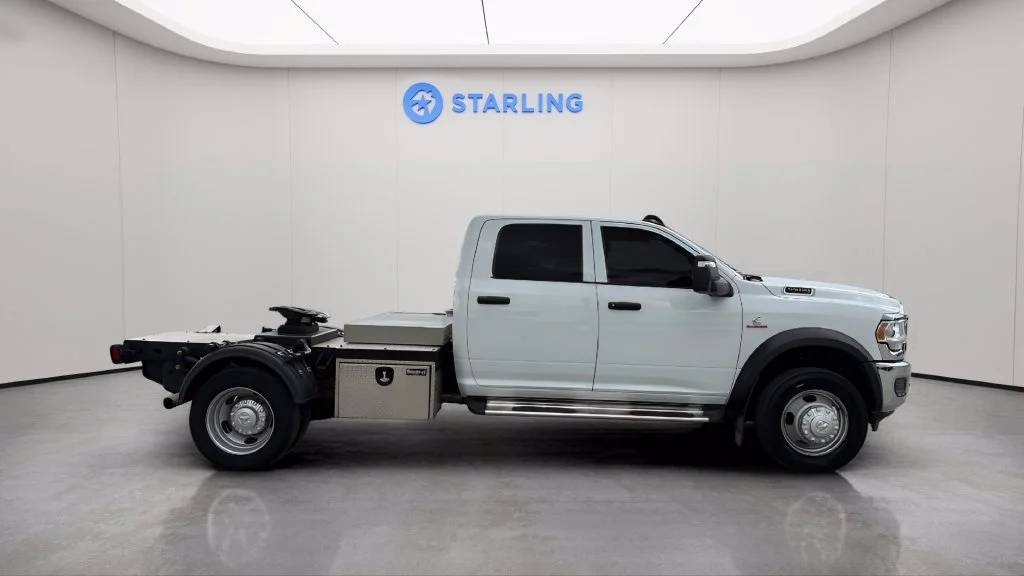 Used 2024  Ram Tradesman image 12