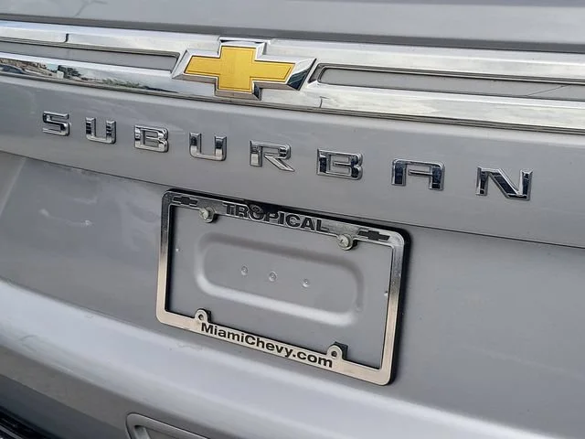 Used 2024 Sterling Gray Metallic Chevrolet LT image 9