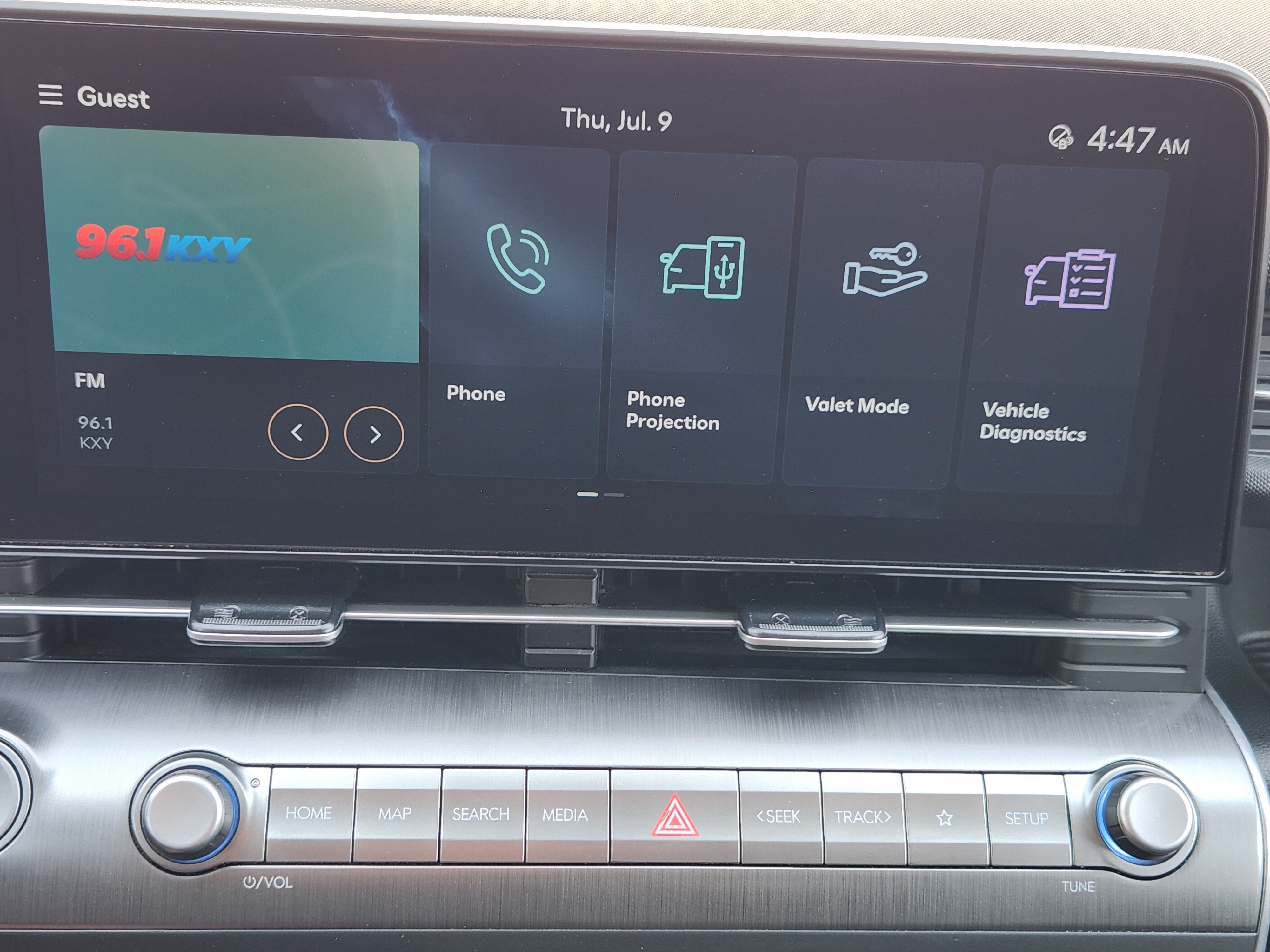 Used 2024 Ecotronic Gray Pearl Hyundai SEL image 18