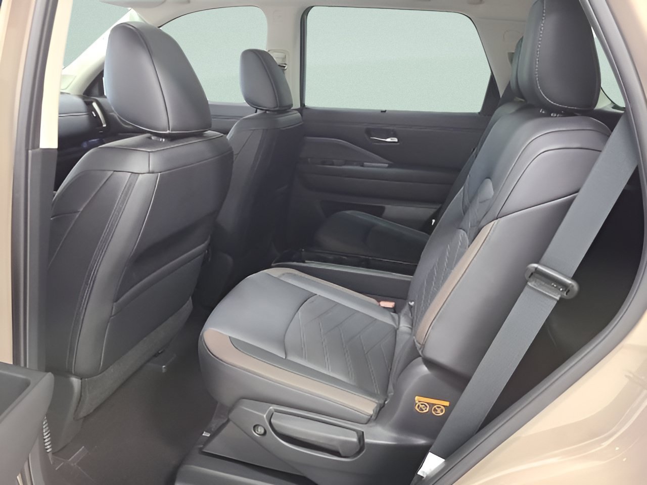 Used 2025 Baja Storm Nissan Platinum image 18