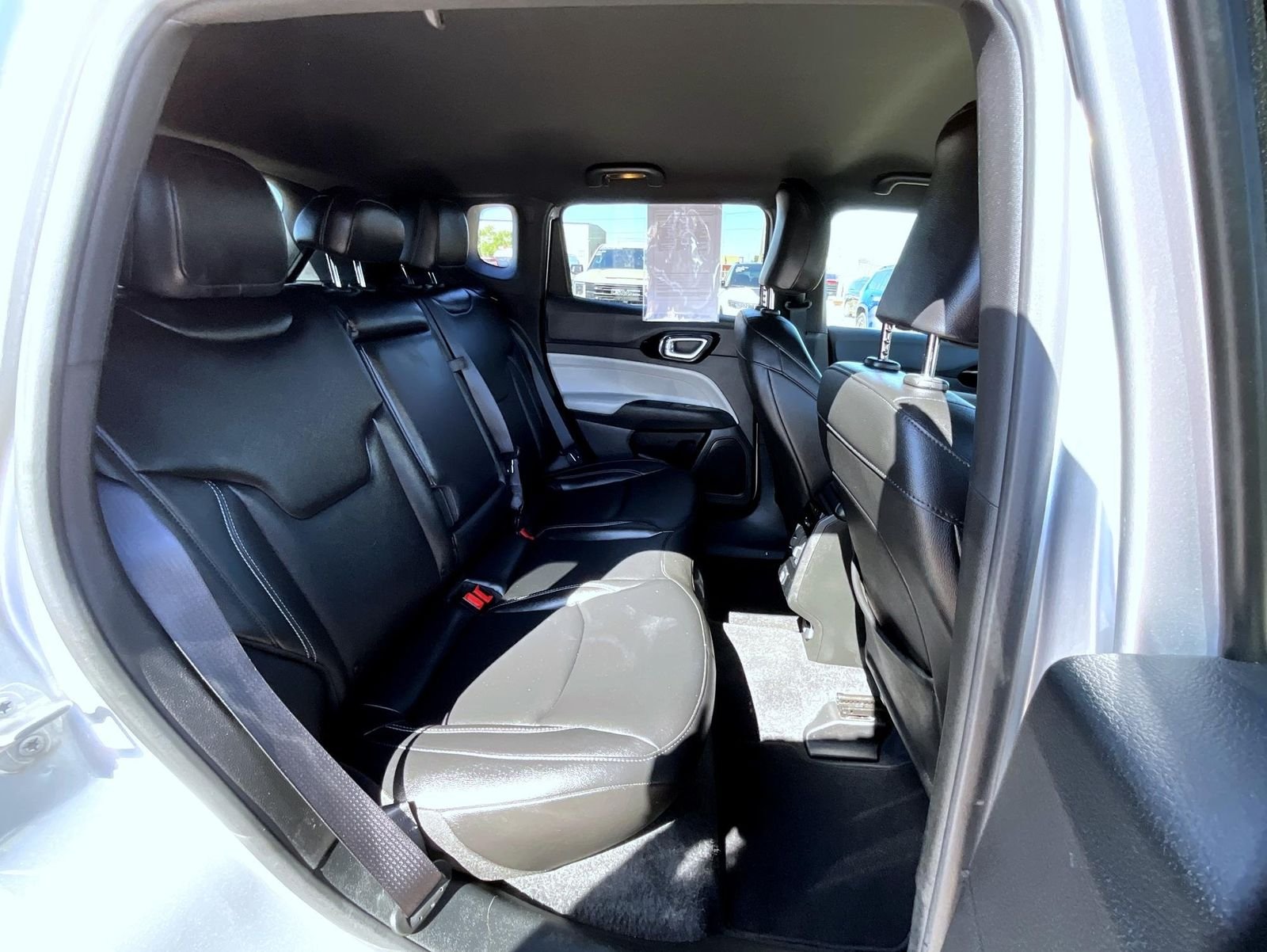 Certified Used 2025 Silver Jeep Limited image 18