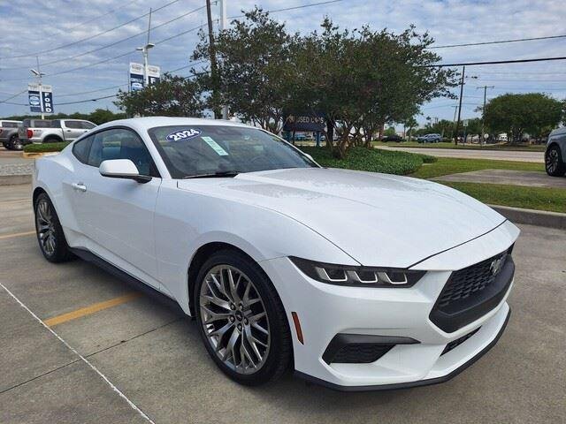 Used 2024 Oxford White Ford EcoBoost Premium image 7