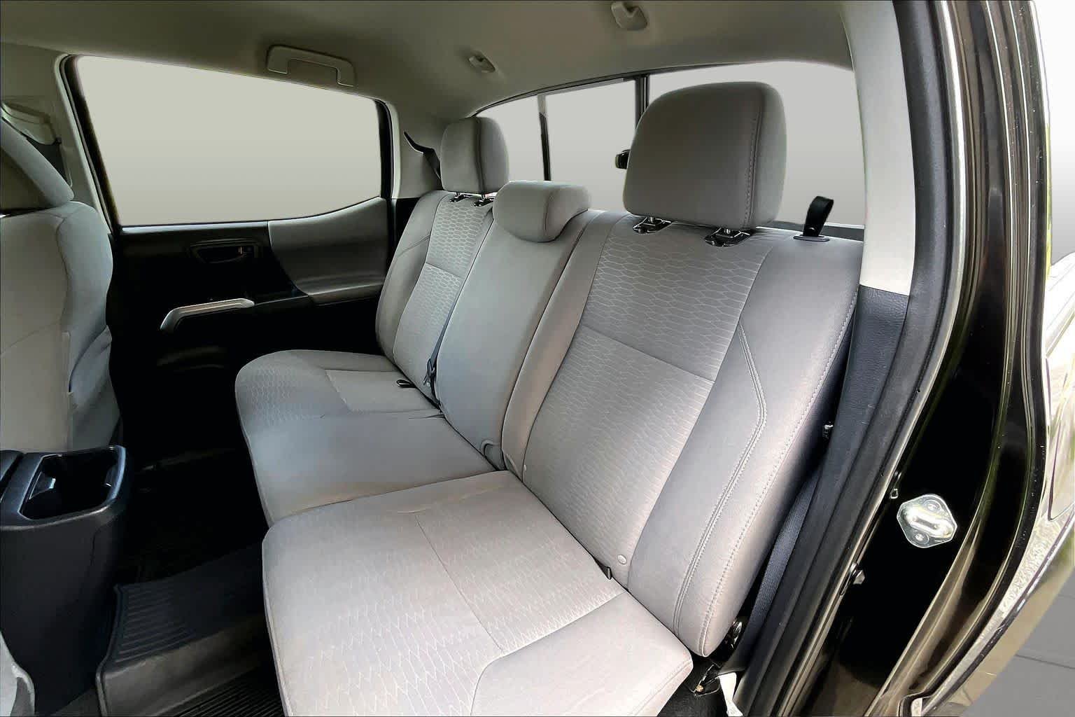 Used 2017 Black Toyota SR5 image 20