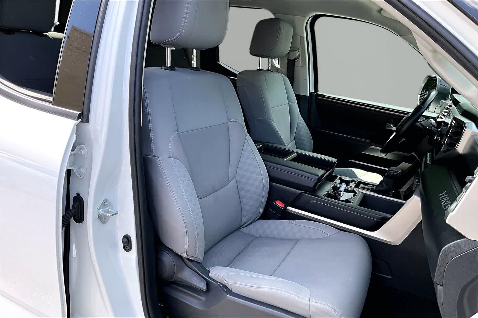 Used 2023 Ice Cap Toyota SR5 image 9