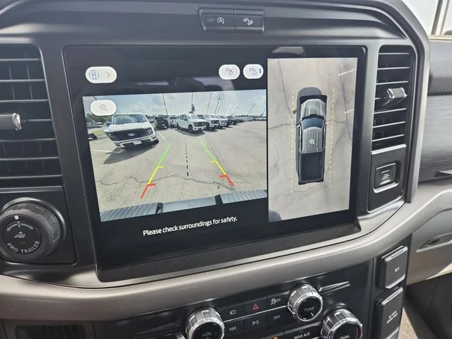New 2026 Carbonized Gray Metallic Ford XLT image 9