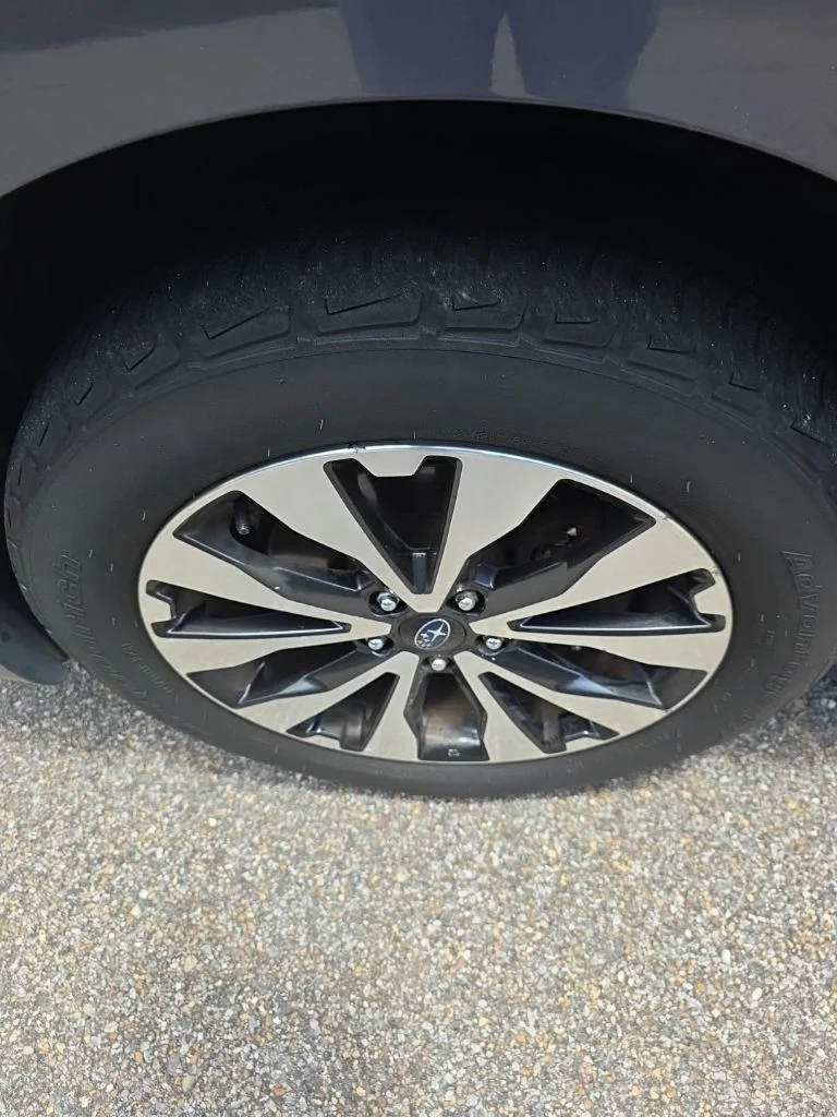 Used 2016 Gray Subaru 2.5i image 11